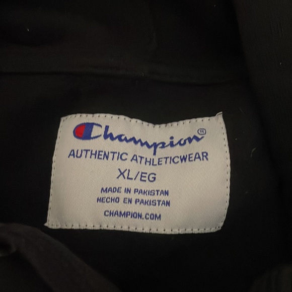 Women’s Champion hoodie - Picture 2 of 2